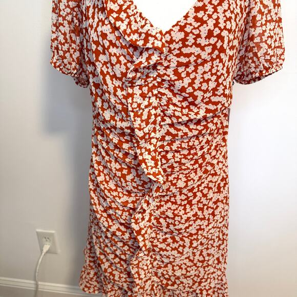 ASTR The Label Ditsy Floral Ruffle Mini Dress In Rust Orange White Size XL New - Picture 5 of 15